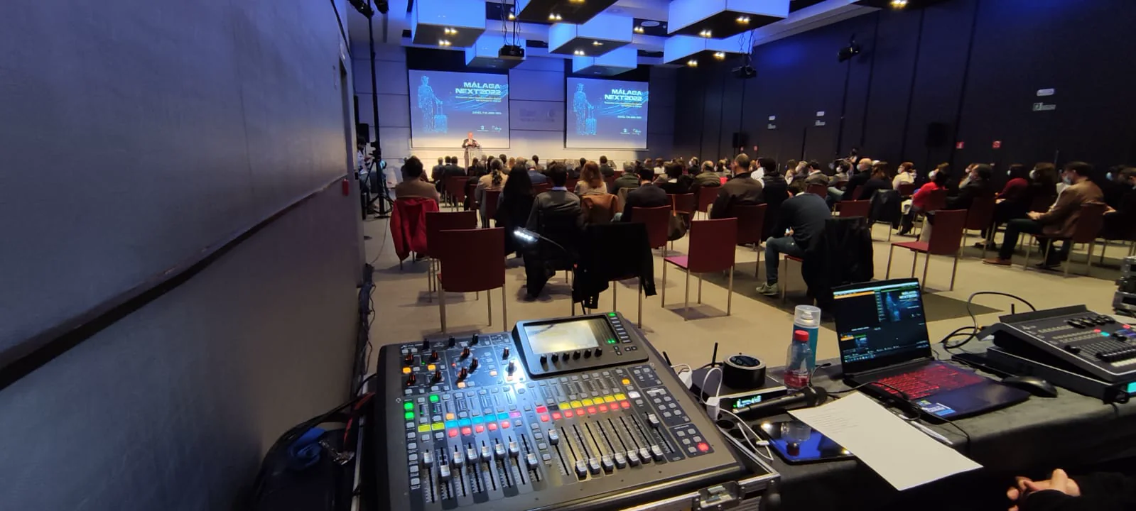 Control de realización multicámara durante un congreso